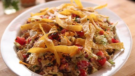 PW Cowboy Chopped Salad Cowboy Meals, Bbq Ranch Dressing, Cowboy Salad, Pioneer Recipes, Chopped Salads, Chopped Salad Recipe, Cozy Dinners, Chopped Salad Recipes, Pioneer Woman Recipes