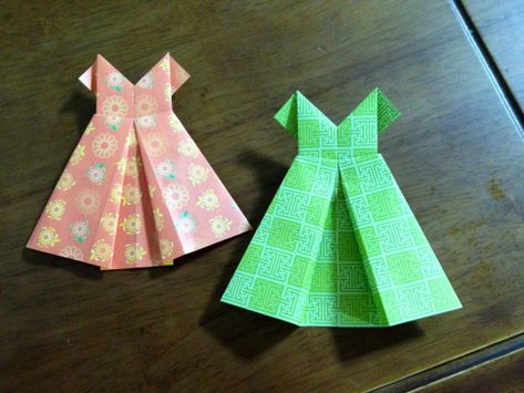 Origami Dress Tutorial Step By Step, Origami Dress Tutorial, Infinity Dress Tutorial, Origami Dresses, Wrap Dress Tutorial, How To Origami, Dress Origami, Baby Dress Tutorials, Origami Wedding