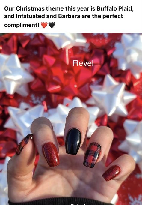 Red Black Plaid Nails, Buffalo Print Nails, Christmas Nails Buffalo Plaid, Red And Black Christmas Nails, Red Nails Christmas Holidays, Short Square Acrylic Nails Winter, Black And Red Christmas Nails, Plaid Nails Christmas, Buffalo Plaid Nails