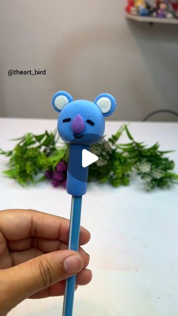 Clay Pencil Toppers Diy, Superclay Craft, Pencil Toppers Diy, Pencil Topper Crafts, Foam Clay, Pencil Toppers, Instagram Diy, Art Pencil, English Language Learning