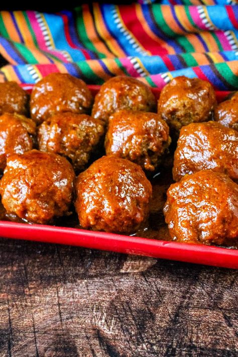 Tamale Balls Tamale Balls, Boat Appetizers, Spicy Sandwich, Healthy Winter Meals, Tamale Recipe, Meatball Recipes Easy, Pork Roast Recipes, Hot Tamales, Meat Appetizers