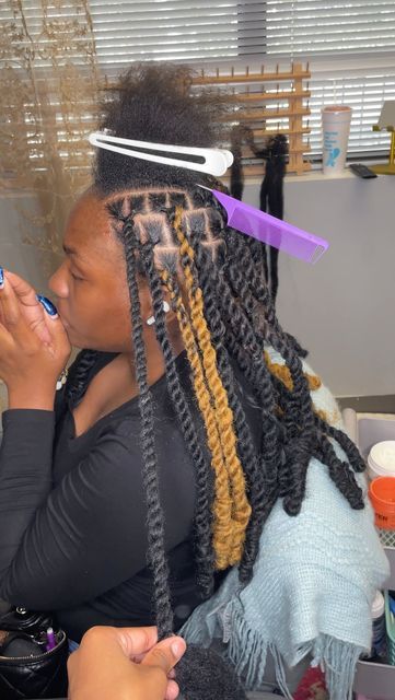 Mid Back Invisible Locs, Peekaboo Invisible Locs, Invisible Locs Tutorial, Long Invisible Locs, Invisible Locs, Fake Dreadlocks, Dread Locks, Marley Hair, Faux Locs Hairstyles