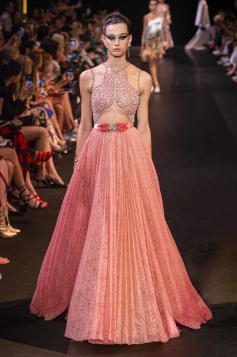 Coral Gown, Ellie Saab, Runway Fashion Couture, Collection Couture, Georges Hobeika, Lehenga Designs, Indian Designer Outfits, Couture Gowns, Blouse Shirt