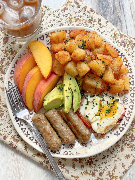 Breakfast Potatoes | Foodtastic Mom #breakfastpotatoes #breakfastpotatoeseasy #potatorecipes Breakfast Ideas Sweet Potato, Breakfast Potato Ideas, Breakfast Ideas With Potatoes, Morning Potatoes, Potato Breakfast Ideas, Breakfast Ideas Potatoes, Breakfast With Potatoes, Baked Potato Breakfast, Desayunos Ideas