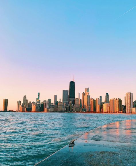 Chicago Skyline Aesthetic, Chicago Skyline Wallpaper, Chicago Scenery, Chicago Sunrise, Chicago Landscape, Chicago Art Print, Chicago Lake, Chicago Downtown, Chicago Aesthetic