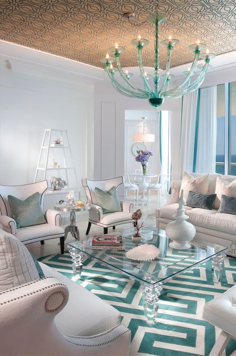 How to Put a Modern Twist on the Classic Hollywood Regency Style - Catch Decor Elegant Contemporary Living Room, Aqua Living Room, Glass Table Living Room, Art Deco Hollywood, Glam Interior Design, Shipping Furniture, Turquoise Living Room Decor, Turquoise Room, Turquoise Home Decor