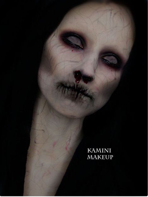 Haunted House Makeup, Demon Makeup, Ghost Makeup, Creepy Face, Make Up Diy, Halloween Make-up Looks, Halloweenský Makeup, Creepy Makeup, Horror Make-up