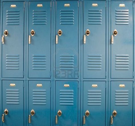 This is the locker set up....almost the same color, as well. Locker Wallpaper, High School Lockers, Small Lockers, Newborn Backdrop, School Lockers, Printed Backdrops, School Pictures, Special Education Classroom, Locker Room