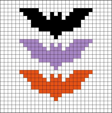 Patrón de Hama Beads Midi de unos murciélagos 🦇 de distintos colores, que dentro de poco podremos disfrutar de ¡Halloween 🎃! ⁠ ¿Quieres saber como hacer esta plantilla en Hama Beads o Pixel Hobby? Haz click en el enlace.⁠ ⁠ Graph Paper Art Halloween, Pixel Drawing Halloween, Bat Grid Pattern, Pixel Art Two Color, Peeler Bead Ideas Halloween, Easy Halloween Pixel Art, Perler Beads Halloween Pattern, Peeler Beads Halloween, Halloween Grid Art