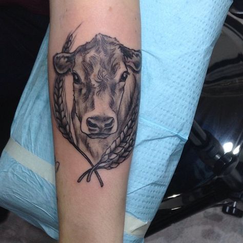 cow. Farmer Memorial Tattoo, Cow Face Tattoo, Farmer Tattoo Ideas, Tattoo Farm, Agriculture Tattoo, Farmer Tattoo, Cow Tattoos, Ox Tattoo, Farm Tattoo