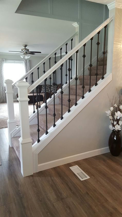 Staircase Stair Railing Makeover, Staircase Styles, Interior Stair Railing, Modern Stair Railing, Stair Banister, Staircase Railing Design, Iron Stair Railing, Wrought Iron Stairs, Stairs Makeover