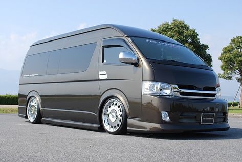 TOYOTA HIACE Toyota Hiace Modified, 12 Passenger Van, Limousine Car, Toyota Van, Luxury Van, Van Car, Cool Vans, Toyota Hiace, Weird Cars