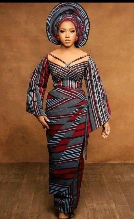 Aso Oke Dress Styles, Aso Oke Dress, Iro And Buba Styles, Buba Styles, Dress Styles For Ladies, African Attire For Women, Iro And Buba, Yoruba Bride, African Traditional Wedding Dress