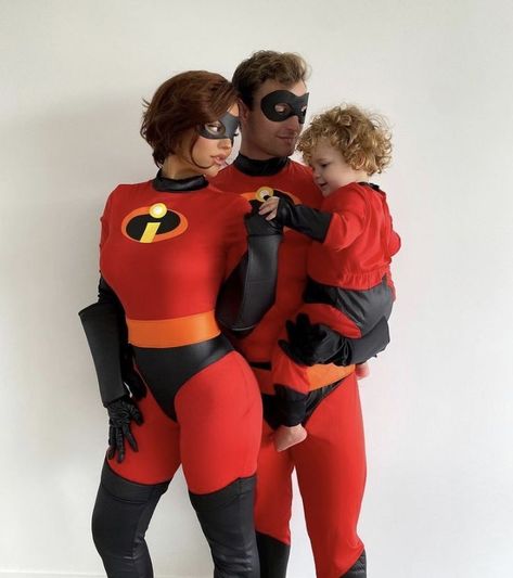 Incredibles Cosplay, Halloween Costume Aesthetic, Costume Aesthetic, Mrs Incredible, Family Halloween Costume, Super Suit, Halloween 2022, Jack And Jack, Miraculous Ladybug Anime