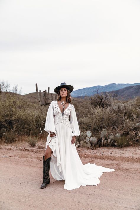 Cool in Crepe: Our 5 Fave Dresses for Intimate Weddings and Elopements Dress Cowboy Boots, Rue De Seine Bridal, Tan Skin Blonde Hair, Dresses With Cowboy Boots, Western Wedding Dresses, Cowboy Wedding, Estilo Hippy, Luxury Vehicles, Wedding Boots