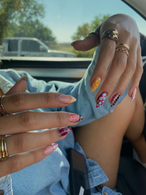 Les Nails, Summery Nails, Almond Acrylic Nails, Nails Only, Formda Kal, Nagel Inspo, Get Nails, Neutral Nails, Dream Nails