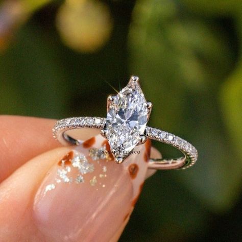 Marquise diamond ring