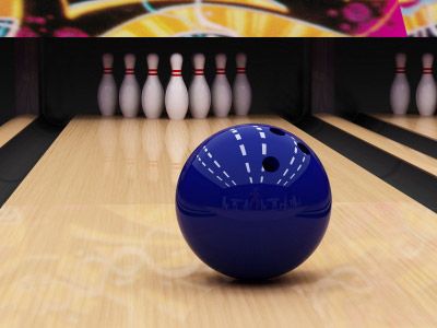 Go bowling! Fun Bowling, Bowling Outfit, Circle Game, Bowling Shoes, Bowling Alley, Laser Tag, Bowling Ball, Family Entertainment, Holiday Inn