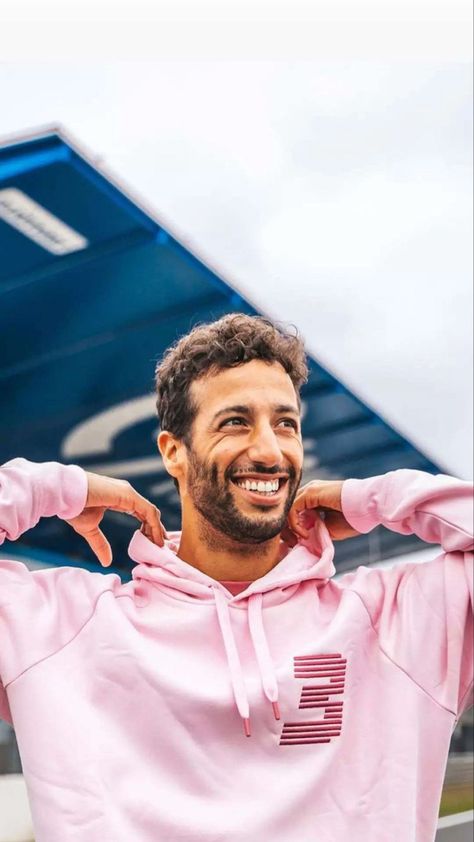 Daniel Ricciardo, F1 Racing, A Man, Pink