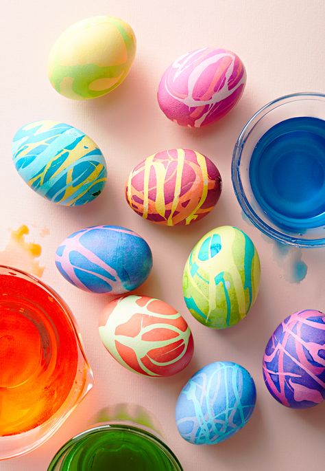 Drizzled Easter Eggs Modern Easter Egg, Color Eggs, Egg Coloring, Creative Easter Eggs, Modern Easter, Rubber Cement, Painted Eggs, Egg Dye, Easter Egg Dye