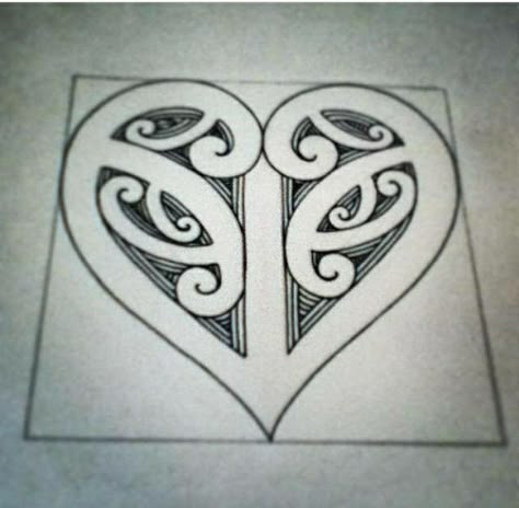 Koru heart Maori Designs Pattern, Tamoko Maori Design, Māori Patterns, Maori Drawing, Kowhaiwhai Patterns, Māori Designs, Koru Tattoo, Maori Symbols, New Zealand Tattoo