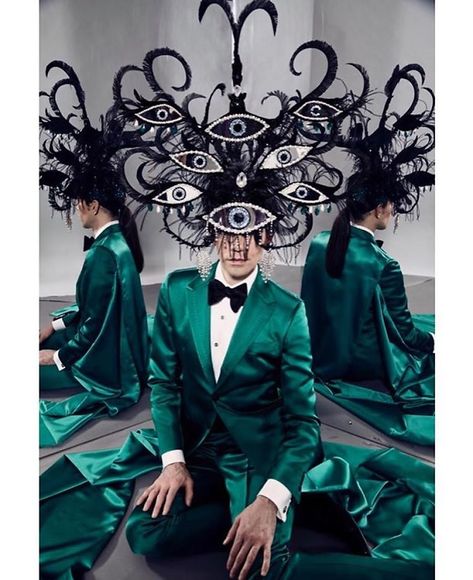 Save Venice 2018: Inside New York's Most Glamorous Masquerade Ball Dream Costume, Modern Masquerade, Ball Culture, Surrealist Ball, Surrealist Ball Wedding, Surrealist Ball Costumes, Masquerade Editorial, Vintage Masquerade Eye Mask For Party, Novelty Masquerade Mask