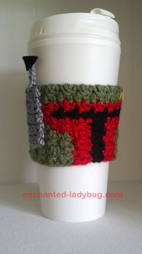 Coffee Cup Cozy Pattern, Starwars Crochet, Crochet Cup Cozies, Crochet Star Wars, Cup Cozy Crochet Pattern, Boba Fett Star Wars, Purple Minions, Cup Cozy Pattern, Star Wars Crochet