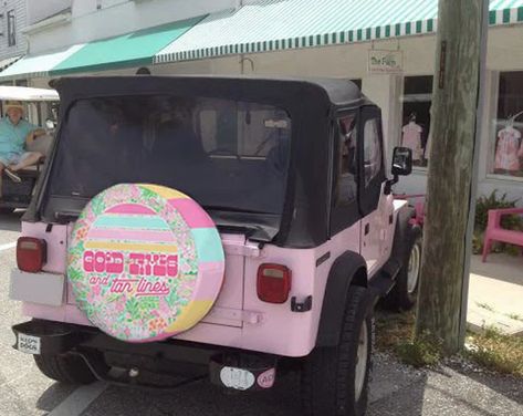 LiterallyPretty - Etsy Cute Jeep Tire Covers, Jeep Tire Cover Aesthetic, Jeep Wrangler Tire Cover With Camera, Jeep Wrangler Wheel Covers, Jeep Wrangler Tires, Jeep Wrangler Wheels, Cute Car Seat Covers, Preppy Car, Barbie Car