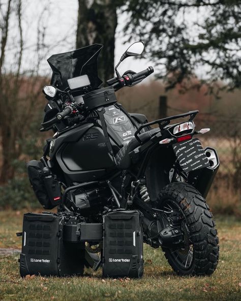 BMW GS Fans Official account on Instagram: "Entering weekend mode 🖤 Reposted from: @loneridergear & @marzlontour Top BMW GS content: 🔹@bmwgsfans 🔹@bmwgsfans 🔹🔹🔹 #BMW #BMWmotorrad…" Custom Sport Bikes Motorcycles, Bmw Adventure Bike, Tomcat F14, Adventure Bike Motorcycles, Car Brands Logos, Weekend Mode, Vintage Motorcycle Posters, Custom Sport Bikes, Motorcycle Posters