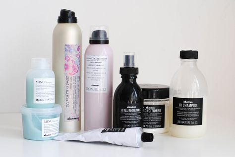 Natural Beauty : Davines Haircare Make Up Salon, Natural Hair Haircuts, Italian Hair, Natural Beauty Products, Beauty Websites, Texturizing Spray, Beauty Website, Organic Hair, Real Hair