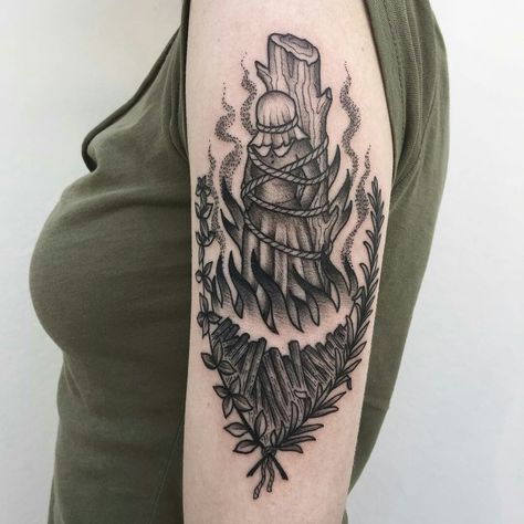 Burning At The Stake Tattoo, Stake Tattoo, Burning At The Stake, Medieval Tattoos, Tattoo 2022, Burn The Witch, 2024 Tattoo, Traditional Tattoo Inspiration, Medieval Tattoo