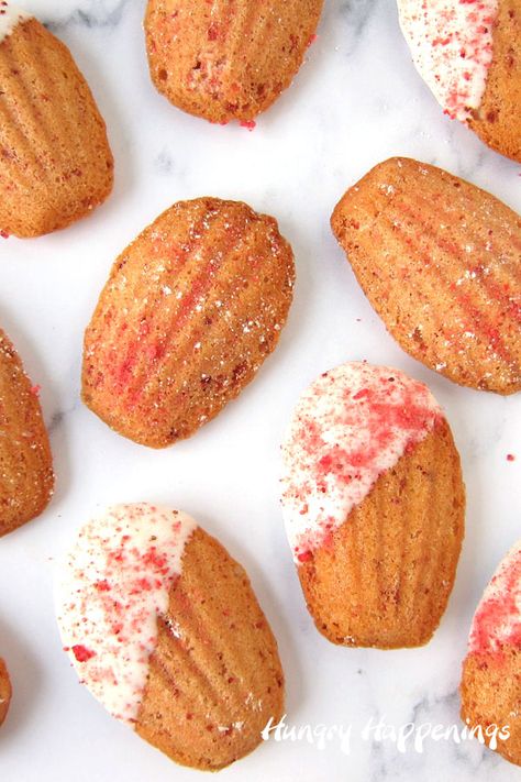 shell shaped madeleines filled with bits of freeze-dried strawberries with some dipped in white chocolate Strawberry Madeleines, Fun Rice Krispie Treats, Shaped Cookies, Freeze Dried Strawberries, Dried Strawberries, Little Cakes, Food Test, Candy Melts, Freeze Dried