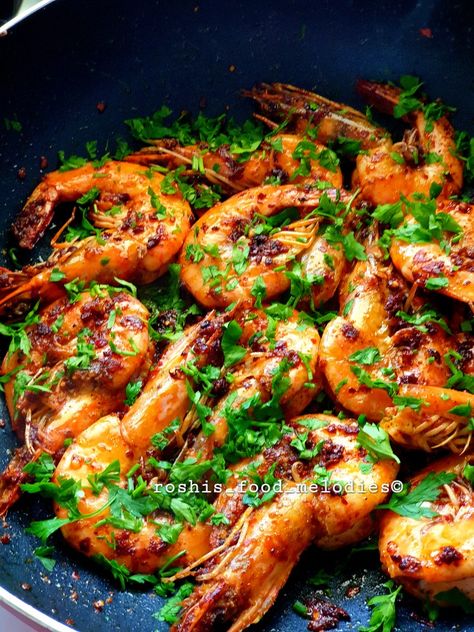 Chilli Garlic Prawns, Garlic Prawns, Food Yummy, Curries, Garlic