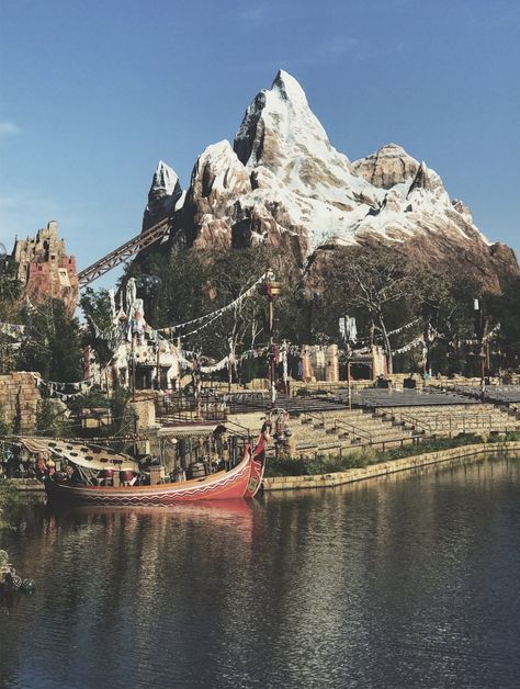 Discovery Island Disney, Expedition Everest Disney, Disney World Aesthetic, Disney Worlds, Expedition Everest, Discovery Island, Disney Inspiration, Miss Florida, Disney Animal Kingdom