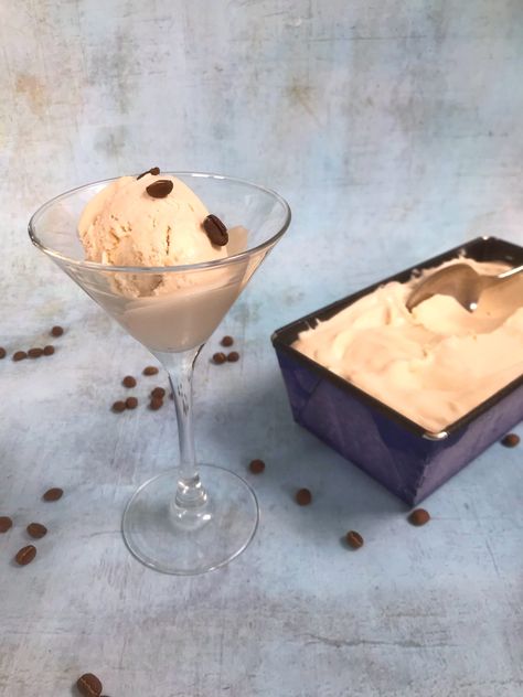 Recipe: No Churn Irish Coffee Ice Cream - HodgePodgeDays Irish Cream Ice Cream, Cream Cheese Ice Cream, Cheese Ice Cream, Cream Ice Cream, Coffee Ice, Coffee Cream, Coffee Ice Cream, Irish Coffee, Irish Cream