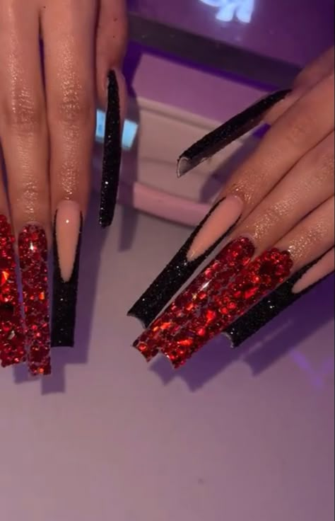 Red Nails With Black Bottoms, Red Bottom Bling Nails, Red Blinged Out Nails, Black Nails With Red Bottoms, 18th Photoshoot, Practice Nails, Red Nails Glitter, Baddie Nails, Quince Ideas