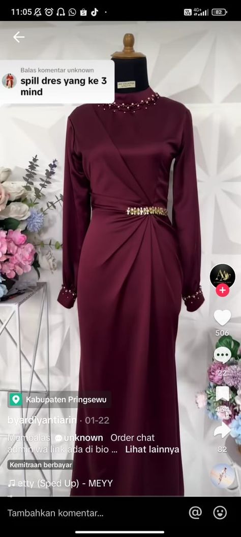 Seragam Bridesmaid Hijab, Baju Bridesmaids, Baju Bridesmaid Hijab, Maroon Hijab, Model Kebaya Wisuda, Ootd Kondangan, Model Gamis, Kebaya Muslim, Batik Fashion