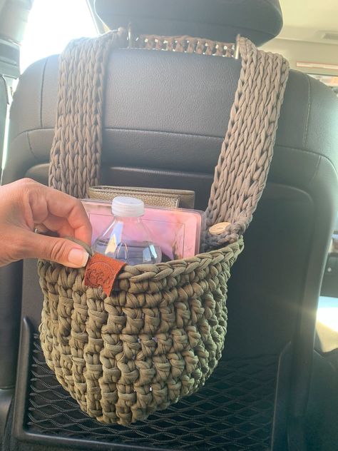 Crochet car basket, car accessories boho, Car basket, Car organization, Hanging car decor #SmartCarAccessories Car Interior Decor Crochet, Cozy Car Interior, Hanging Car Decor, Car Basket, Aaron Lycan, Car Accessories Hippie, Smart Car Accessories, Cool Car Gadgets, Boho Car Accessories