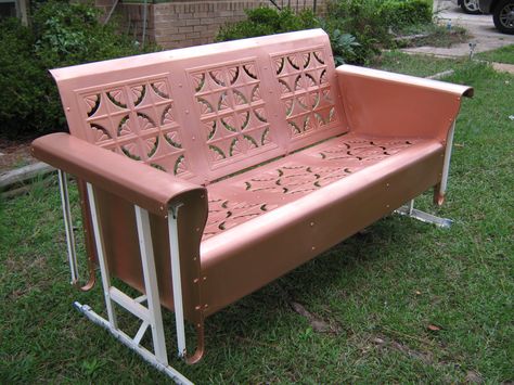 Vintage Porch Gliders in variety of colors and patterns! Call (205)874-4645 if interested or Shug44@hotmail.com Vintage Metal Glider, Retro Patio Furniture, Vintage Patio Furniture, Metal Lawn Chairs, Vintage Metal Chairs, Porch Glider, Vintage Outdoor Furniture, Outdoor Glider, Vintage Patio