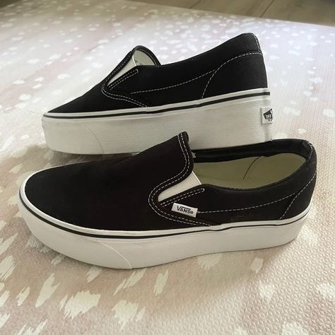 Vans classic slip on platform shoes Vans Platform Slip On, Vans Platform, Platform Vans, Vans Classic Slip, Black Slides, Vans Style, Vans Black, Vans Classic Slip On, Vans Classic