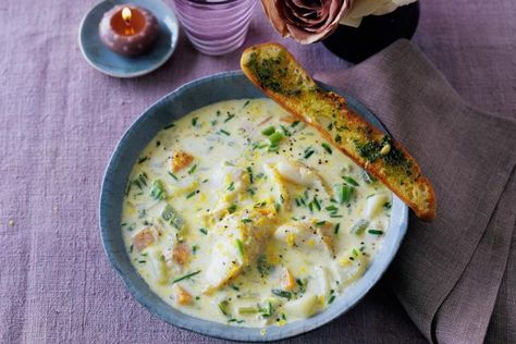 This is a top-rated fish chowder recipe with haddock or cod, seasonings, butter, potatoes, and carrots, along with onion and other ingredients. Haddock Chowder Recipe, Vegetable Chowder, Haddock Recipes, Casserole Dish Set, Fish Chowder, Chowder Recipe, Soup And Stew, Chowder Recipes, Cooked Vegetables