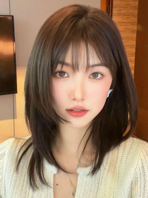 Hair Style Korea, Asian Short Hair, Shot Hair Styles, Haircuts For Medium Hair, Haircuts Straight Hair, Hair Makeover, Hair Stylist Life, Short Hair Styles Easy, Asian Hair