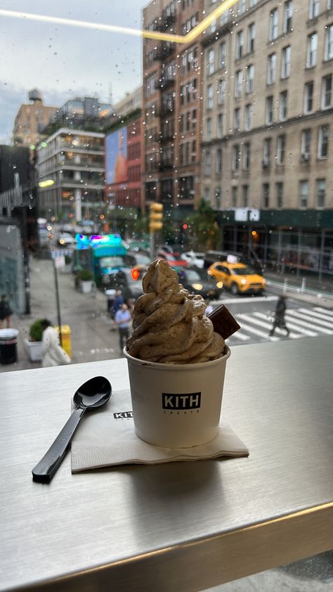 Food In New York City Aesthetic, Kith Treats, New York Ice Cream, Nyc Ice Cream Museum, Ice Cream Nyc, Nyc Ice Cream, Ice Cream Factory Nyc, Japan Store, Nyc Aesthetic