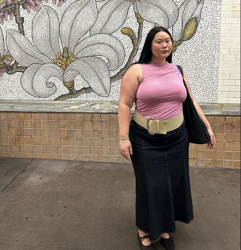 Chic Girl Aesthetic, Plus Size Aesthetic Outfits, Chubby Girl Outfits, Plus Size 90s, Scandi Fashion, Outfits 90s, Outfit 90s, Viral Trend, Curvy Outfits