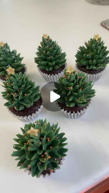 36K views · 2.3K likes | Alice Ward on Instagram: "The cutest mini Christmas trees 🎄✨ These will feature in my range of Festive minis that will be on sale throughout December up until 24th!   The festive range will be advertised tomorrow eve at 8pm, although I will be taking a lot more orders on than previous years there is still a limit to how many I can do so early booking is advised ❤️🎄✨ . #cake#minicupcakes#cupcakedecorating#piping#decorating#baking#cakes#cupcakes#chocolate#christmastreecupcake#xmas#xmascupcakes#christmascupcakes#petalsbakehouse" Mini Christmas Tree Cakes, Piped Christmas Trees, Piping Christmas Trees, Christmas Cake Cups, Mini Xmas Cakes, Xmas Cupcakes Ideas, Christmas Floral Cupcakes, Mini Christmas Cupcakes, Christmas Cupcake Designs