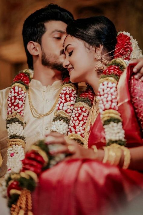 Here are Some BEST Couple Photography Ideas & Poses for South Indian Couples that you MUST need to capture for your wedding functions. #weddingbazaar#indianwedding #coupleweddingphotography #coupleweddingphotographyindian #coupleweddingphotographyposes #coupleweddingphotographyforeheadkisspicture #coupleweddingphotographyromantic #coupleweddingphotographyphotoposes #southindianweddingphotography #southindiancouplephotoshoot #southindiancouplephotoshoottraditional #southindiancouplephotoshootpose South Indian Couple, Marriage Pics, Marriage Photoshoot, Marriage Poses, Marriage Stills, Marriage Photo, Indian Wedding Poses, Marriage Photography, Wedding Stills