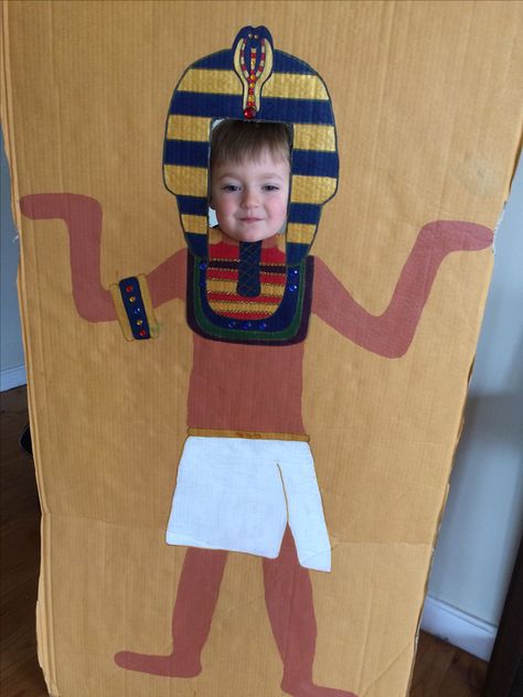 Egyptian Activities For Preschool, Ancient Egypt Classroom Decorations, Egypt Dramatic Play, Egyptian Trunk Or Treat, Ancient Egypt Projects For Kids, Egypt Decorations Classroom, Egypt Art For Kids, Egypt Crafts For Kids, Egypt Theme Party