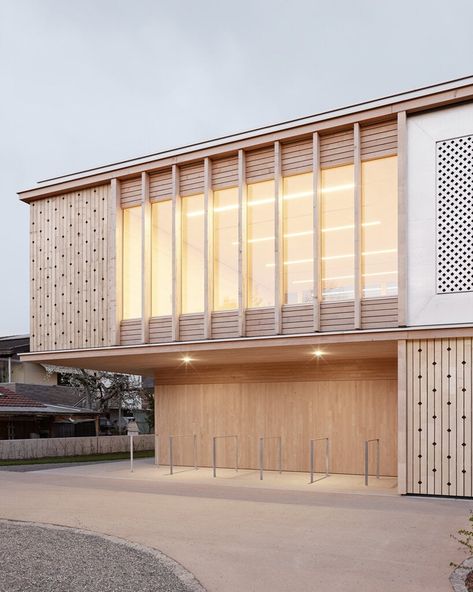 innauer matt's kindergarten engelbach is wrapped in delicate timber facade Public Playground, Energy Efficient Buildings, Wood Facade, Wooden Facade, Facade Material, Wood And Concrete, Facade Architecture, Roof Plan, Facade Design