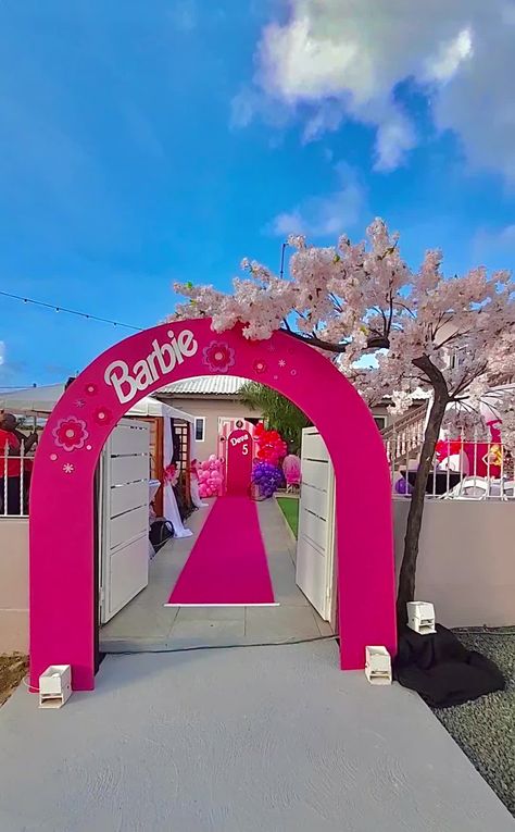 Carnival Birthday Party Theme, Barbie Theme Party, Star Birthday, Barbie Ideas, Barbie Images, Barbie Theme, 9th Birthday Parties, World Party, Carnival Birthday Parties