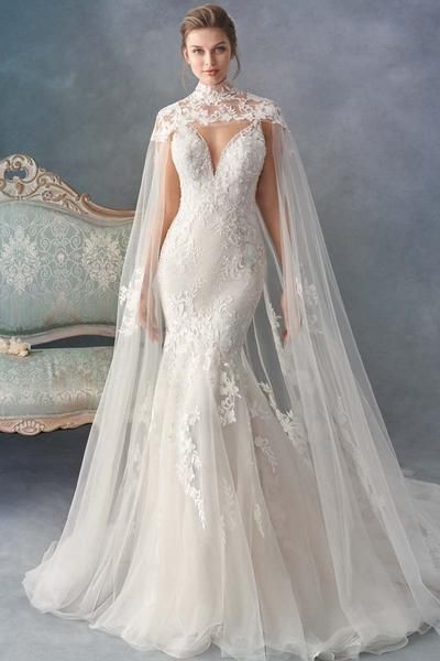 Accessories – Kenneth Winston Kenneth Winston Wedding Dresses, Kenneth Winston, Cape Wedding Dress, A Wedding Dress, Mod Wedding, Wedding Dress Trends, Dresses Elegant, Wedding Dress Inspiration, Beautiful Wedding Dresses